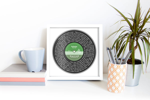 Romantic gift - Framed Song lyrics with your choice of special song - Vinyl record design - Personalised Gift - Anniversary | Wedding Gift