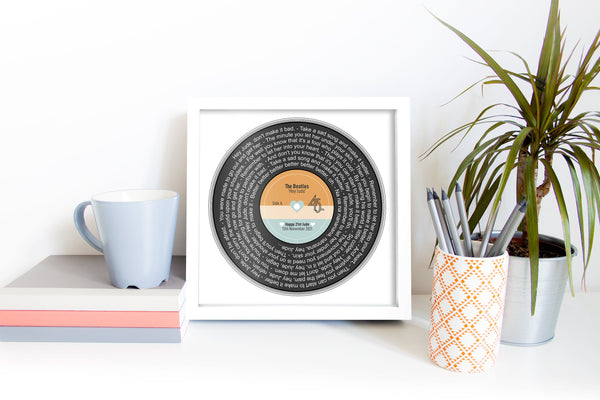 Romantic gift - Framed Song lyrics with your choice of special song - Vinyl record design - Personalised Gift - Anniversary | Wedding Gift
